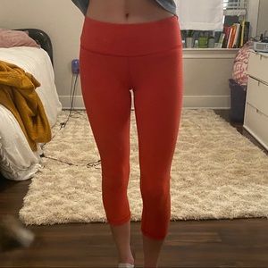 LULU LEMON RED STRIPED LEGGINGS